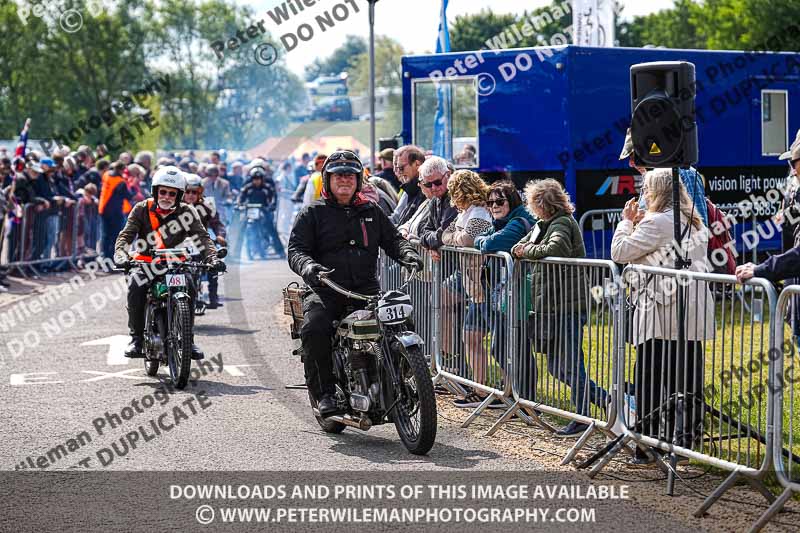 Vintage motorcycle club;eventdigitalimages;no limits trackdays;peter wileman photography;vintage motocycles;vmcc banbury run photographs